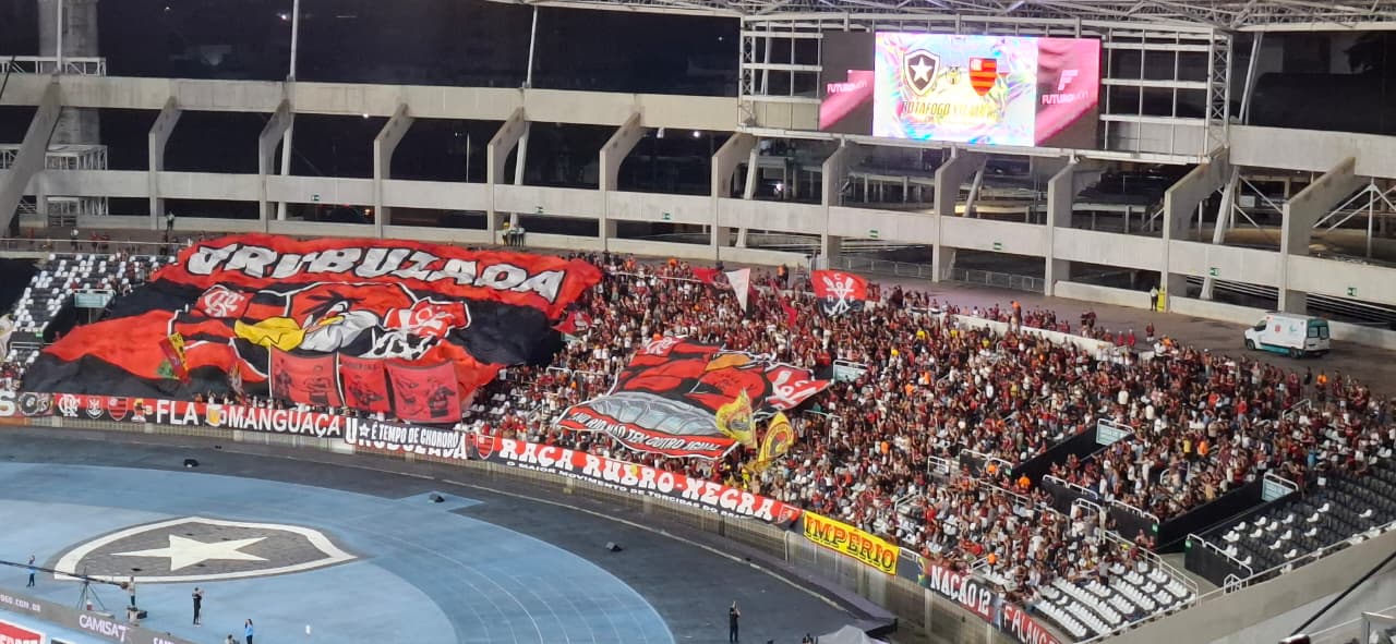 Flamengo domina clássico e vence o Botafogo por 3 a 0 no Maracanã