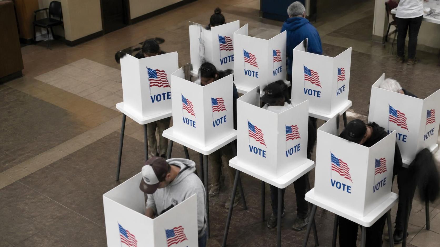 Suprema Corte dos EUA autoriza sistema de Trump para retirar não cidadãos de listas eleitorais