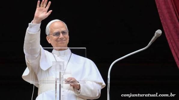 Cirurgia do Papa Leão 14 para retirada de nódulo é concluída com sucesso